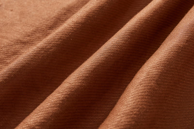 きれいな落ち感とニュアンスのある風合いが楽しめるブラウス　リネン100％　 　240322