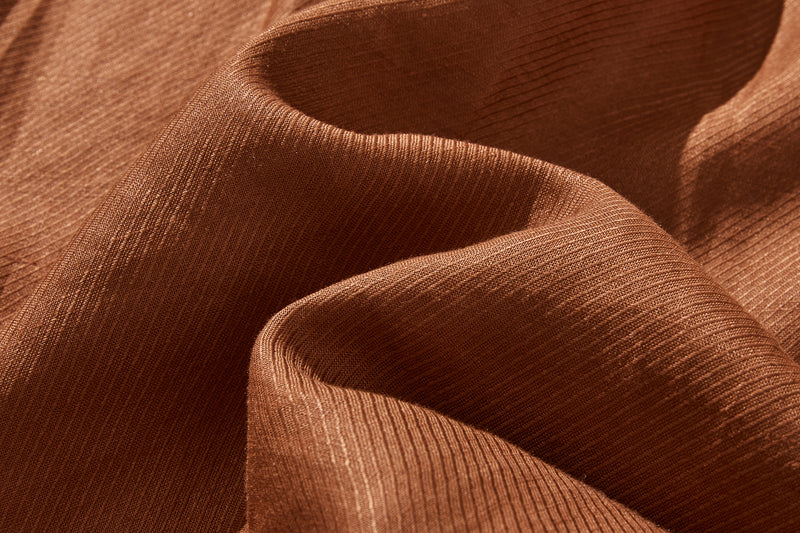 きれいな落ち感とニュアンスのある風合いが楽しめるブラウス　リネン100％　 　240322