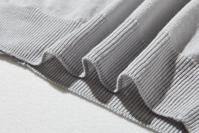 A cool and refreshing seasonal piece with a cute butterfly motif. Linen and lyocell, 3/4 sleeve cardigan, gray, 250616-1 