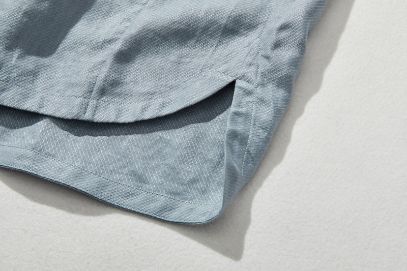 きれいな落ち感とニュアンスのある風合いが楽しめるブラウス　リネン100％　 　240322