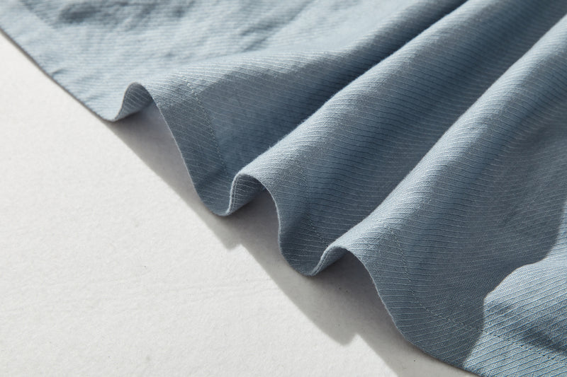 きれいな落ち感とニュアンスのある風合いが楽しめるブラウス　リネン100％　 　240322