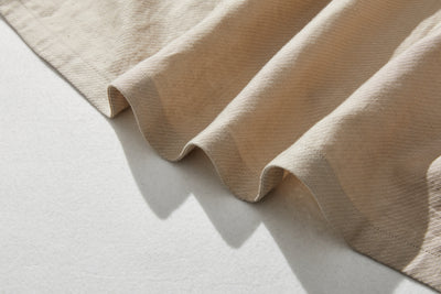 きれいな落ち感とニュアンスのある風合いが楽しめるブラウス　リネン100％　 　240322