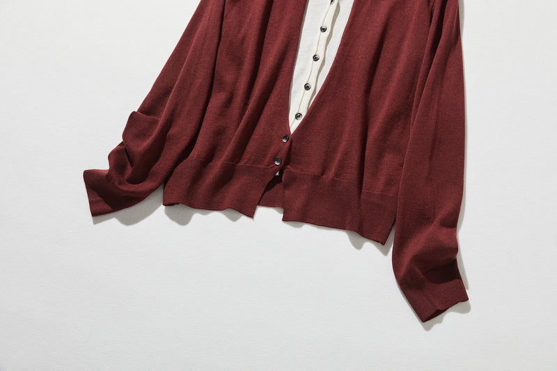 カジュアル過ぎず上品見え　重ね着風カーディガン ウール混　　250218