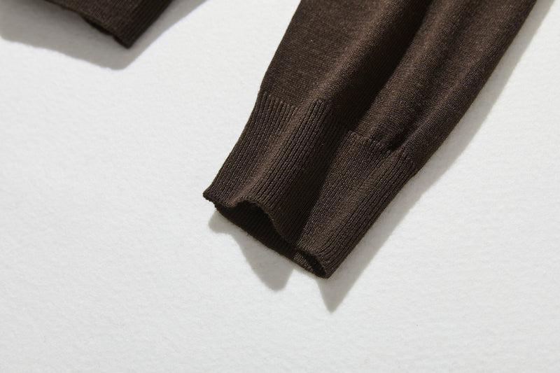 カジュアル過ぎず上品見え　重ね着風カーディガン ウール混　　250218