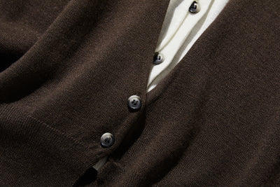 カジュアル過ぎず上品見え　重ね着風カーディガン ウール混　　250218