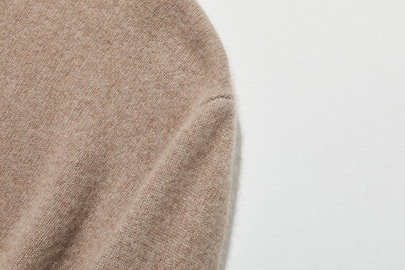 "Simple but stylish on its own" 100% Cashmere Turtleneck Sweater, Thick, 241016-6