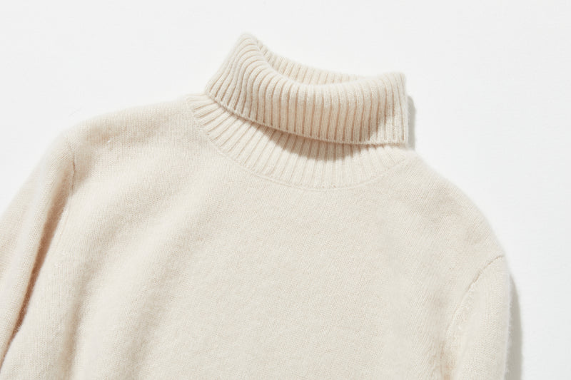 "Simple but stylish on its own" 100% Cashmere Turtleneck Sweater, Thick, 241016-6