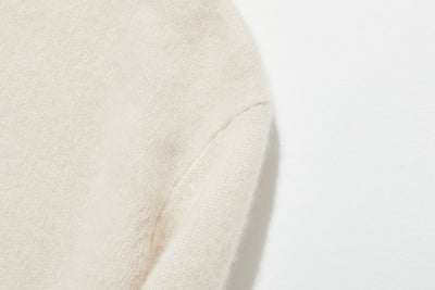 "Simple but stylish on its own" 100% Cashmere Turtleneck Sweater, Thick, 241016-6