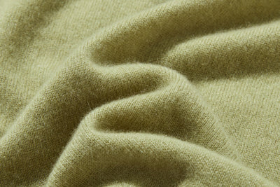 ★2025新色★やわらかい繊維から生まれる最高の心地良さ　カシミヤ100％　ハイネック ニット　231109