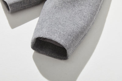 冬のファッションの頼もしい一枚に フード付きハーフコート　ショートコート　251011