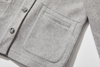 軽くて暖かいフード付きアウター　ウールアウター　241206