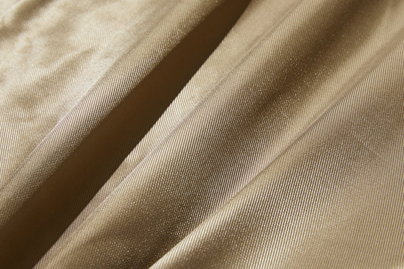 軽くて暖かいフード付きアウター　ウールアウター　241206