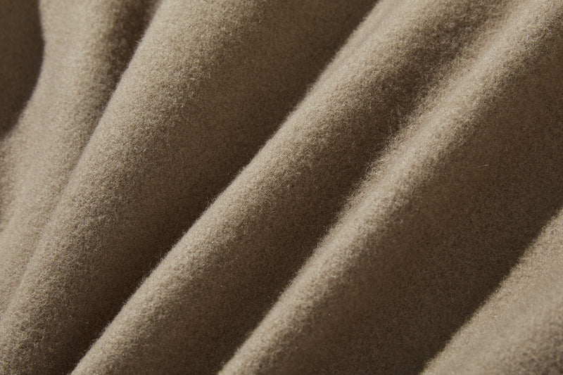 軽くて暖かいフード付きアウター　ウールアウター　241206