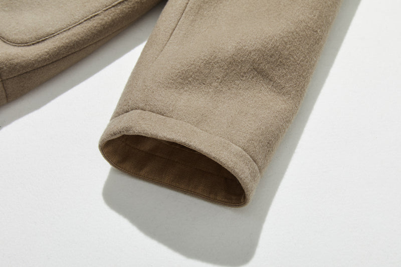 軽くて暖かいフード付きアウター　ウールアウター　241206