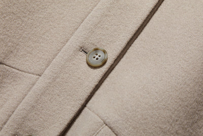 軽くて暖かいフード付きアウター　ウールアウター　241206