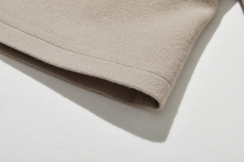 軽くて暖かいフード付きアウター　ウールアウター　241206