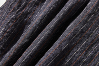 ゆったりとした着心地と上品なデザインが魅力の、リネン100%長袖ブラウス　　250414