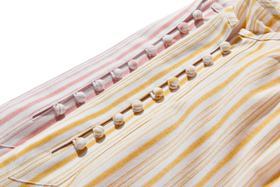 きれいめな雰囲気が魅力のストライプチュニック　長袖ブラウス　　250413