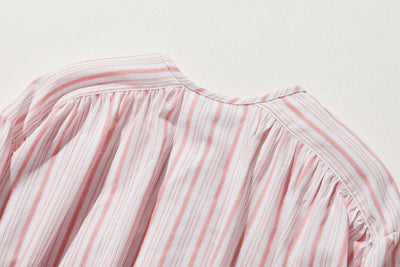 きれいめな雰囲気が魅力のストライプチュニック　長袖ブラウス　　250413