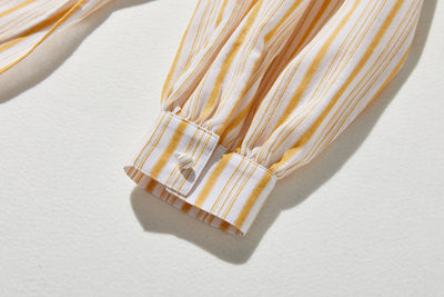 きれいめな雰囲気が魅力のストライプチュニック　長袖ブラウス　　250413