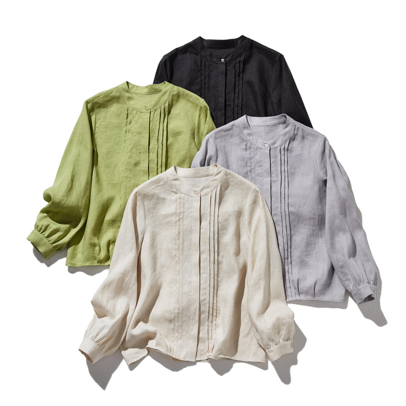 様々なシーンで活躍する万能アイテム　ピンタック入り　リネンシャツブラウス　250412