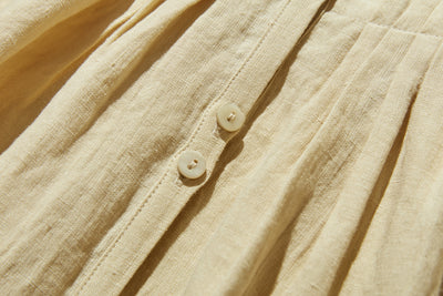 シンプルコーデに立体感と華やぎを添える一枚 フランチリネン 100％　長袖ブラウス　　250815