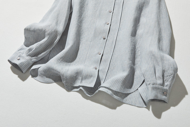 A simple yet striking piece with exquisite details. 100% French linen striped shirt (250410) 