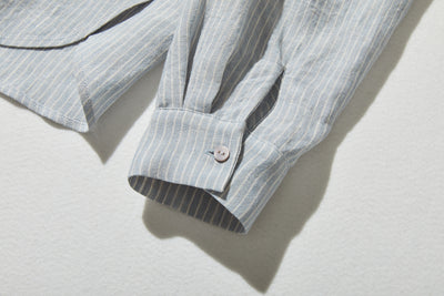 A simple yet striking piece with exquisite details. 100% French linen striped shirt (250410) 