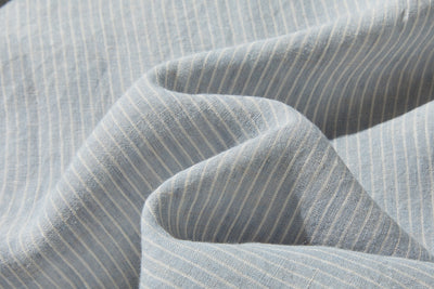 A simple yet striking piece with exquisite details. 100% French linen striped shirt (250410) 