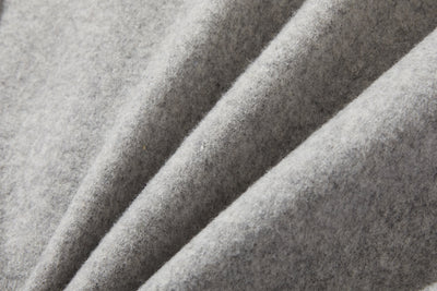 軽くて暖かいフード付きアウター　ウールアウター　241206