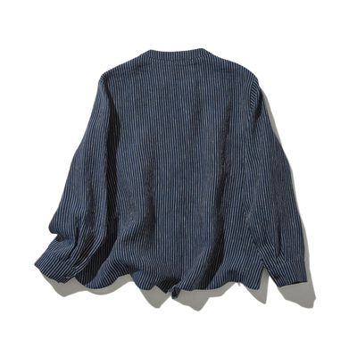 A simple yet striking piece with exquisite details. 100% French linen striped shirt (250410) 