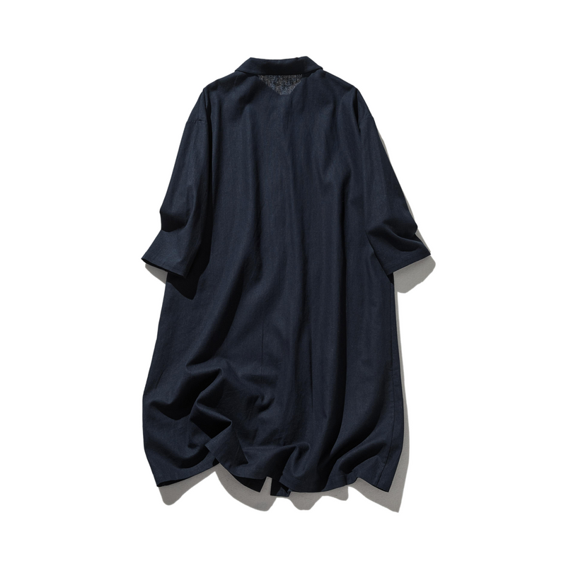 季節を超えて活躍する フレンチリネンの前開きシャツワンピース　　250409