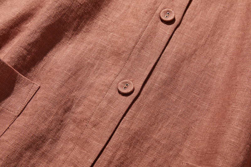 季節を超えて活躍する フレンチリネンの前開きシャツワンピース　　250409