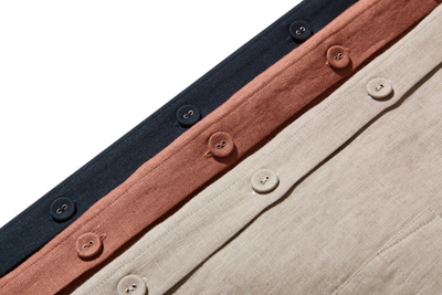 季節を超えて活躍する フレンチリネンの前開きシャツワンピース　　250409