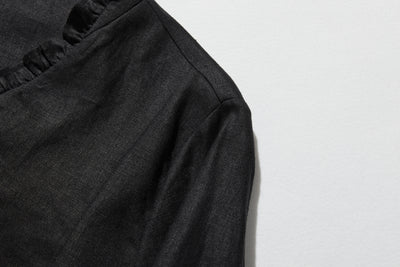 フリルデティールの立体裁断シャツ 　長袖　リネンシャツブラウス　　 250809