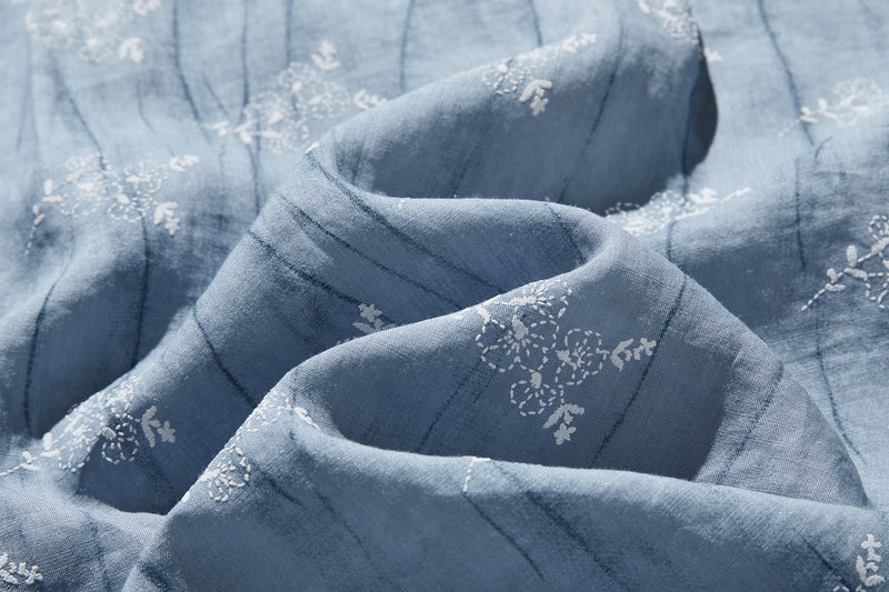 「きちんと感」と「リラックス感」の絶妙なバランス 7分袖ブラウス　麻100％　　250604