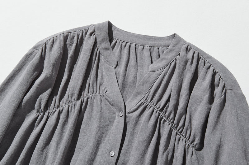 ナチュラルテイストの綿麻シャツブラウス 長袖ブラウス　250420