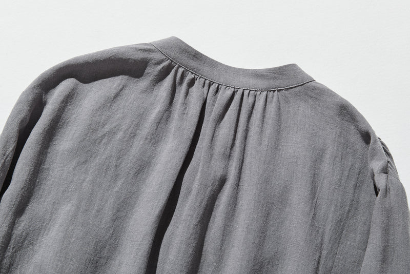 ナチュラルテイストの綿麻シャツブラウス 長袖ブラウス　250420