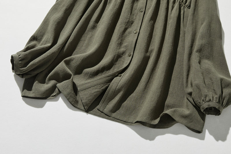 ナチュラルテイストの綿麻シャツブラウス 長袖ブラウス　250420