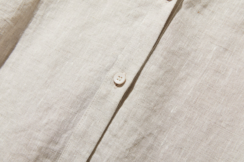 着るほどに味わい深い フランスリネン こだわりVネックシャツ 　250421