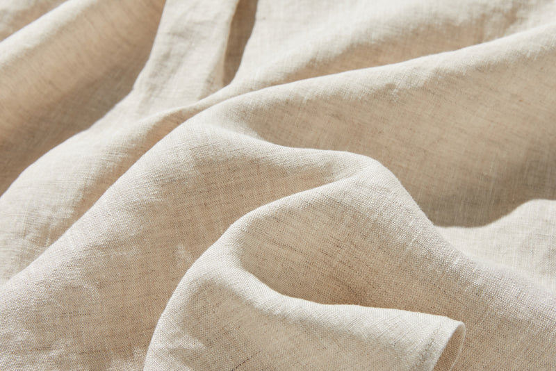 着るほどに味わい深い フランスリネン こだわりVネックシャツ 　250421