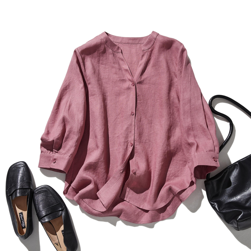 着るほどに味わい深い フランスリネン こだわりVネックシャツ 　250421