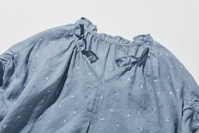 真夏にも涼しく着れる麻のブラウス　プリントブラウス　250606