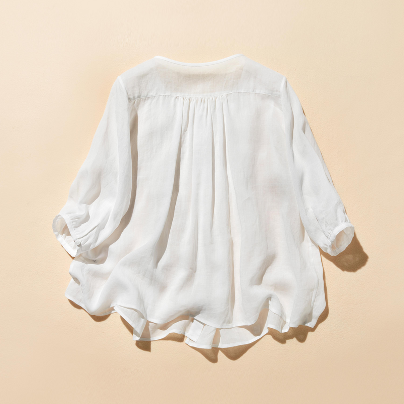 ふんわりAラインが可愛い！ 風通し良く夏らしい麻ブラウス ピンタック入りブラウス　　250422