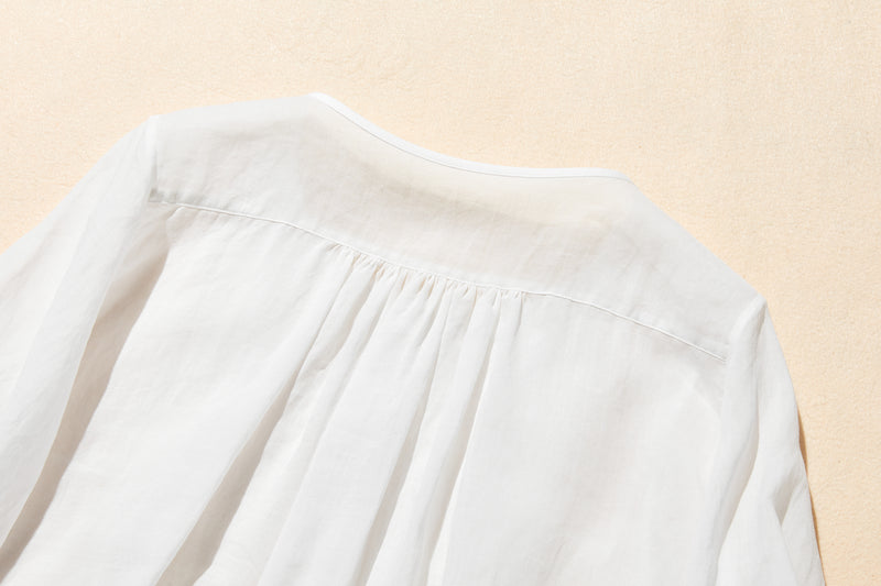 ふんわりAラインが可愛い！ 風通し良く夏らしい麻ブラウス ピンタック入りブラウス　　250422