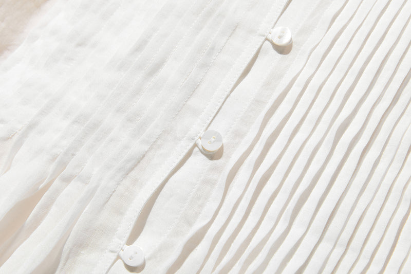 ふんわりAラインが可愛い！ 風通し良く夏らしい麻ブラウス ピンタック入りブラウス　　250422