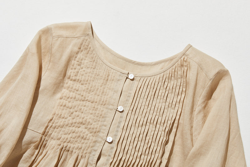 ふんわりAラインが可愛い！ 風通し良く夏らしい麻ブラウス ピンタック入りブラウス　　250422