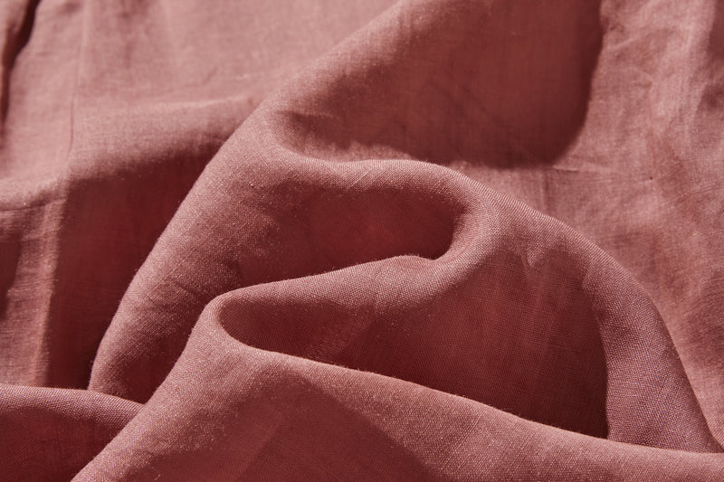 ふんわりAラインが可愛い！ 風通し良く夏らしい麻ブラウス ピンタック入りブラウス　　250422