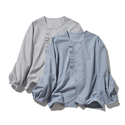 クラシカルなフリルデザインのストライプシャツ　綿麻シャツブラウス　　250419