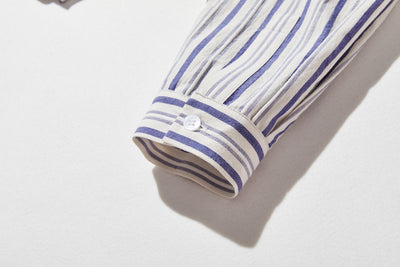 実用性と上品さを兼ね備えたストライプシャツ コットンジャガードストライプシャツ　250507